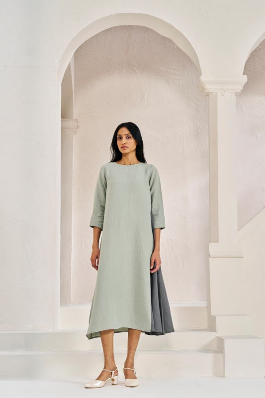 Mint green linen dress 2025