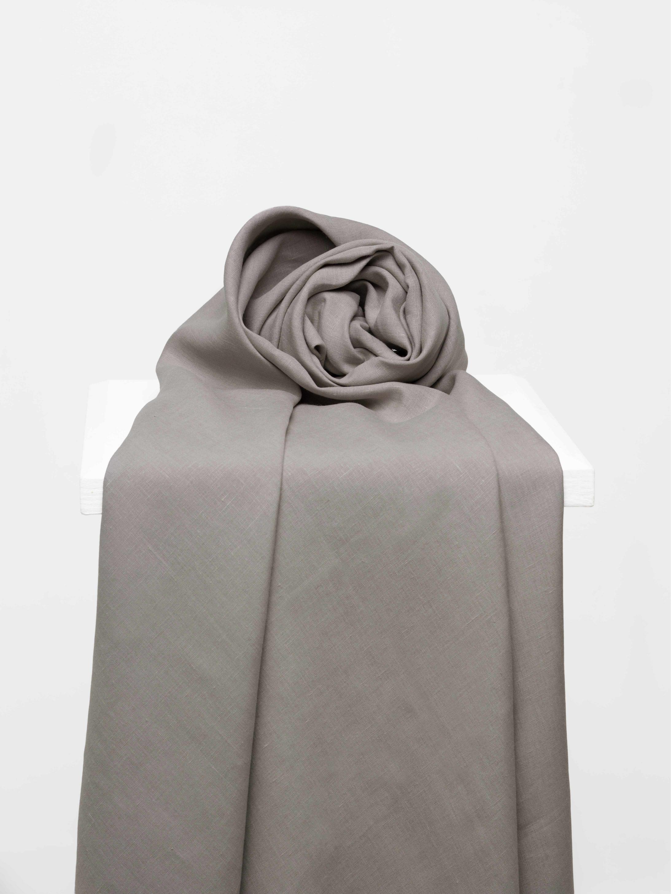 ALMOND BEIGE 44 lea x 44 lea count