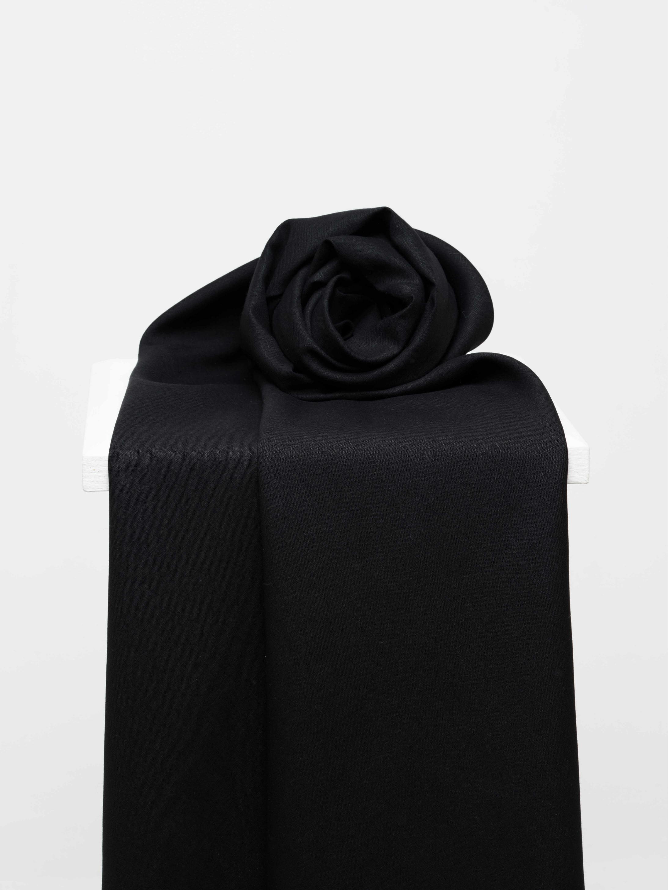 Black 44 lea x 44 lea count