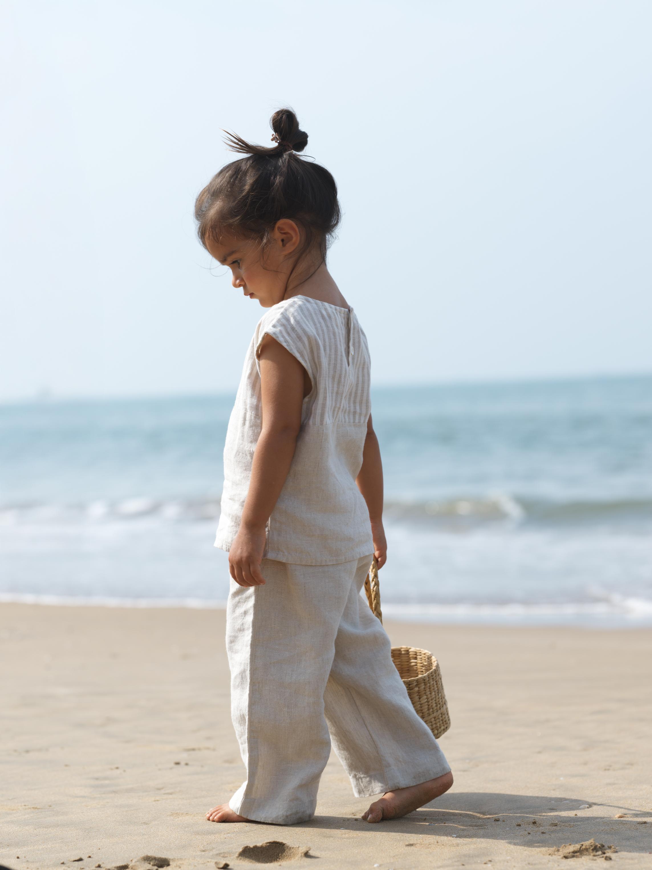 Girls Round Shoulder Co-Ord Set Beige Stripes / Cookie & Cream