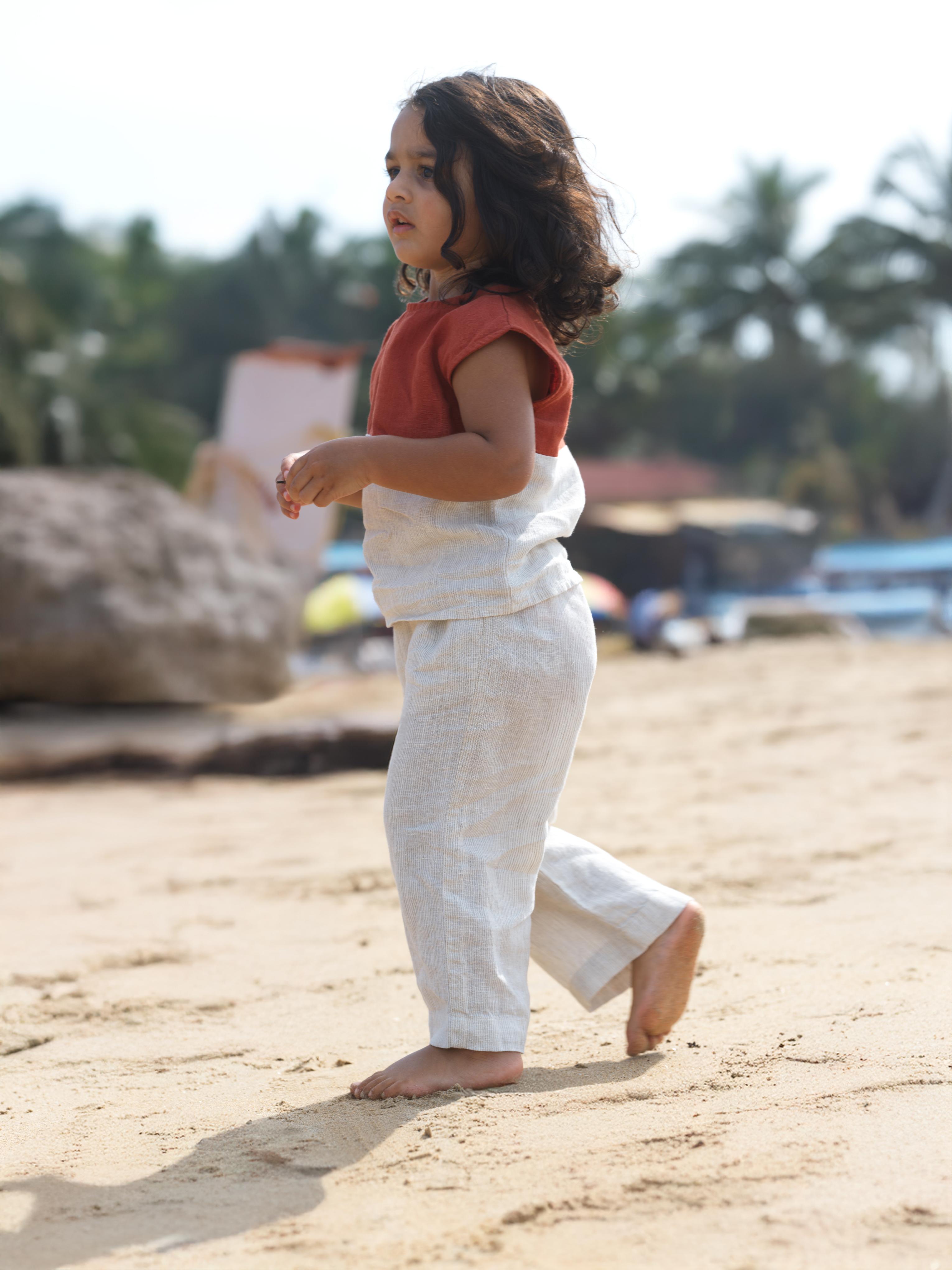 Girls Round Shoulder Co-Ord Set Chestnut / Fade Fine Stripe