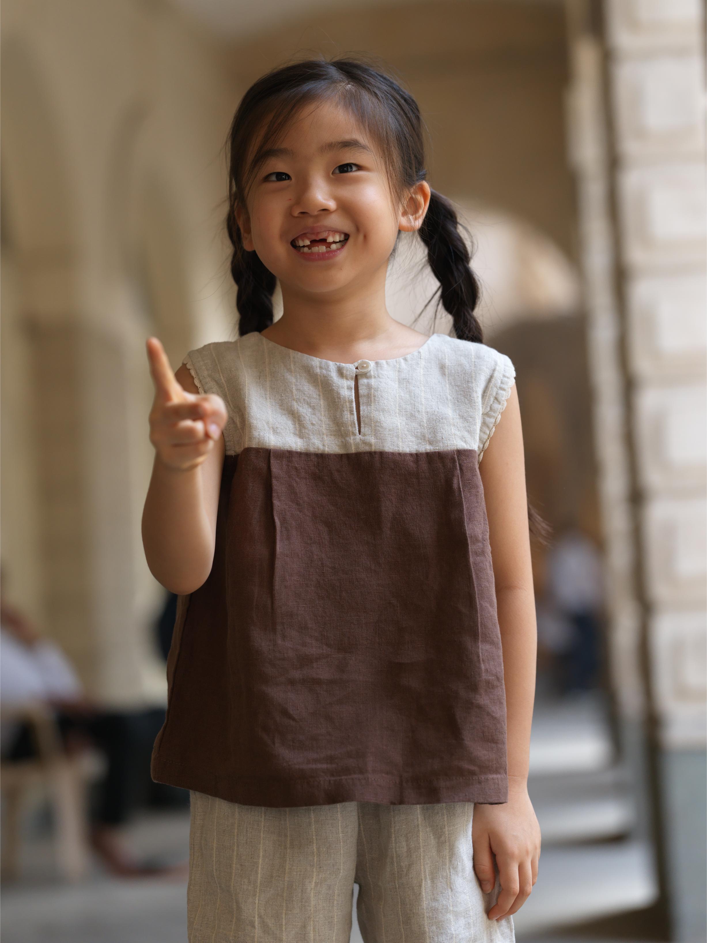 Girls Sleeveless Front Keyhole Top & Trousers Lurex Stripe / Walnut