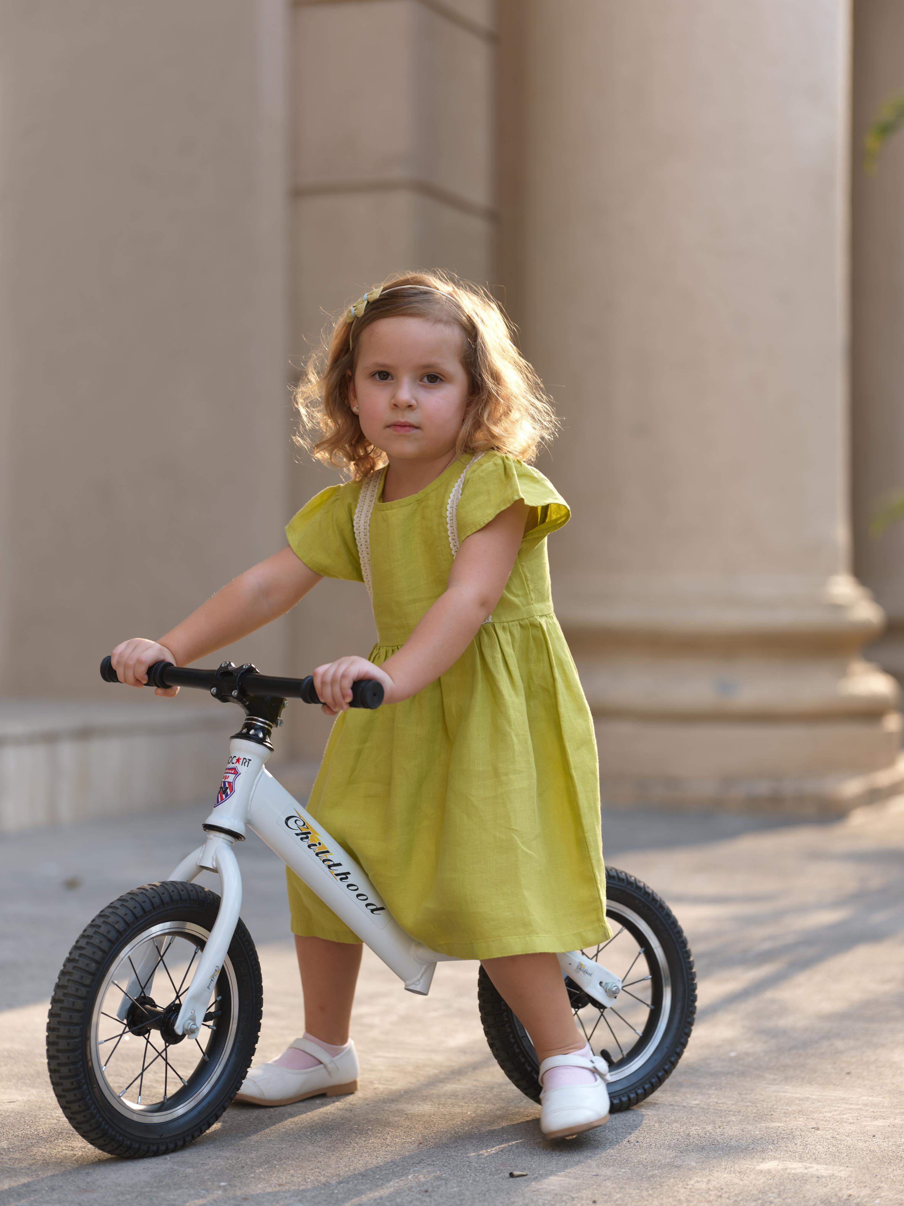 Girl Flared Sleeve Lace Detail Dress Lime