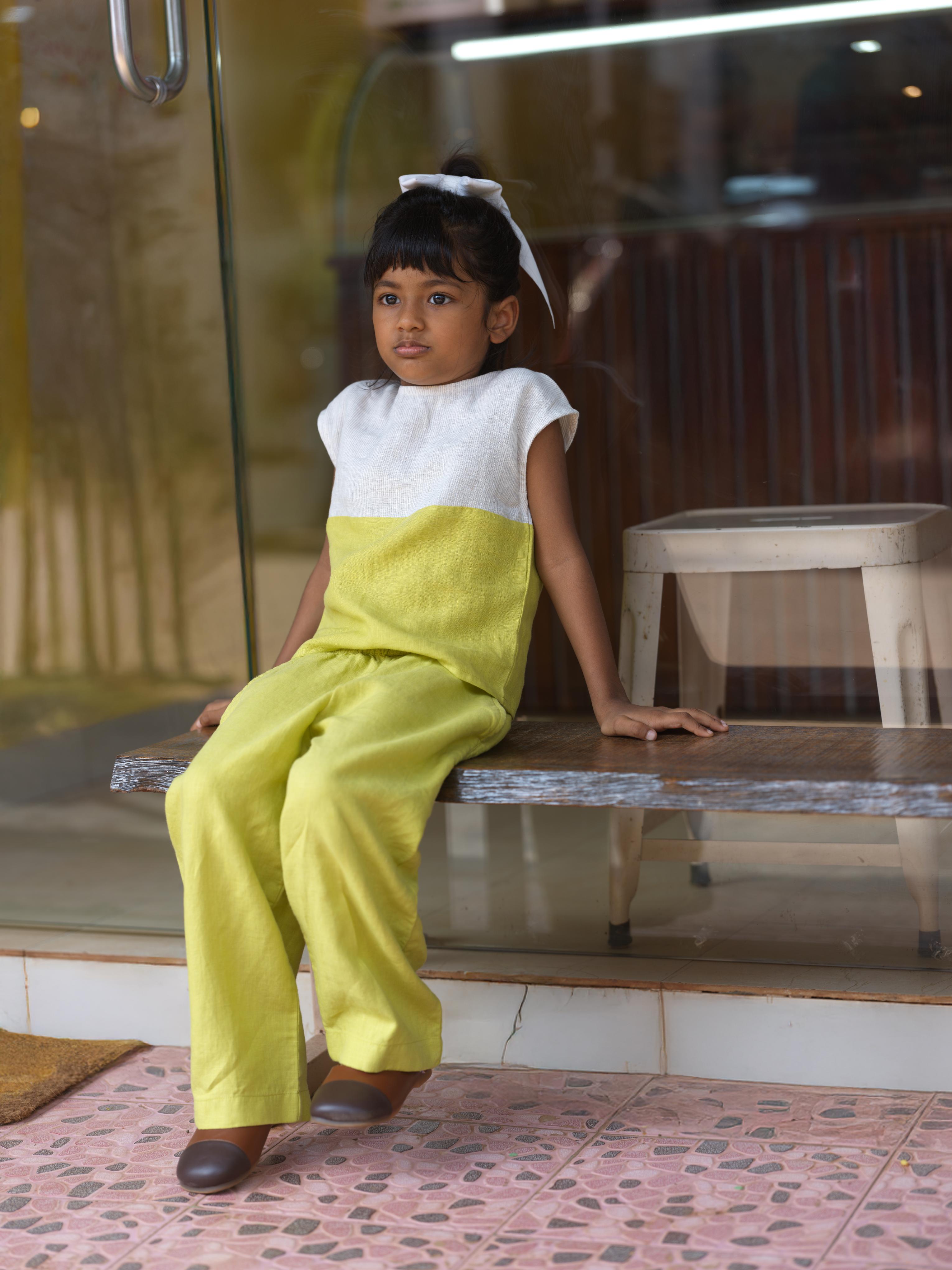 Girls Round Shoulder Co-Ord Set Lime / Fade Fine Stripe