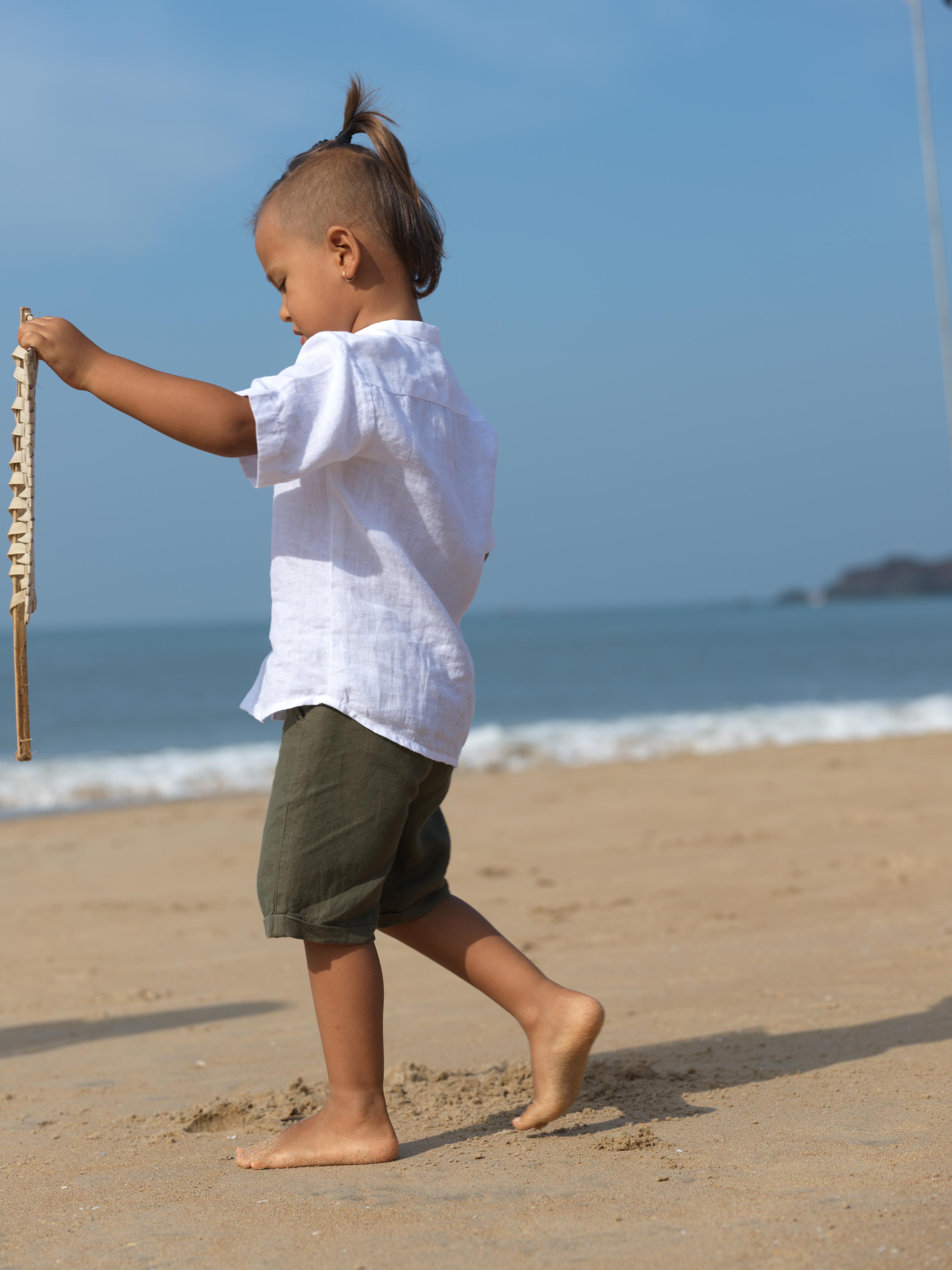 Boys Basic Shorts Crocodile Green