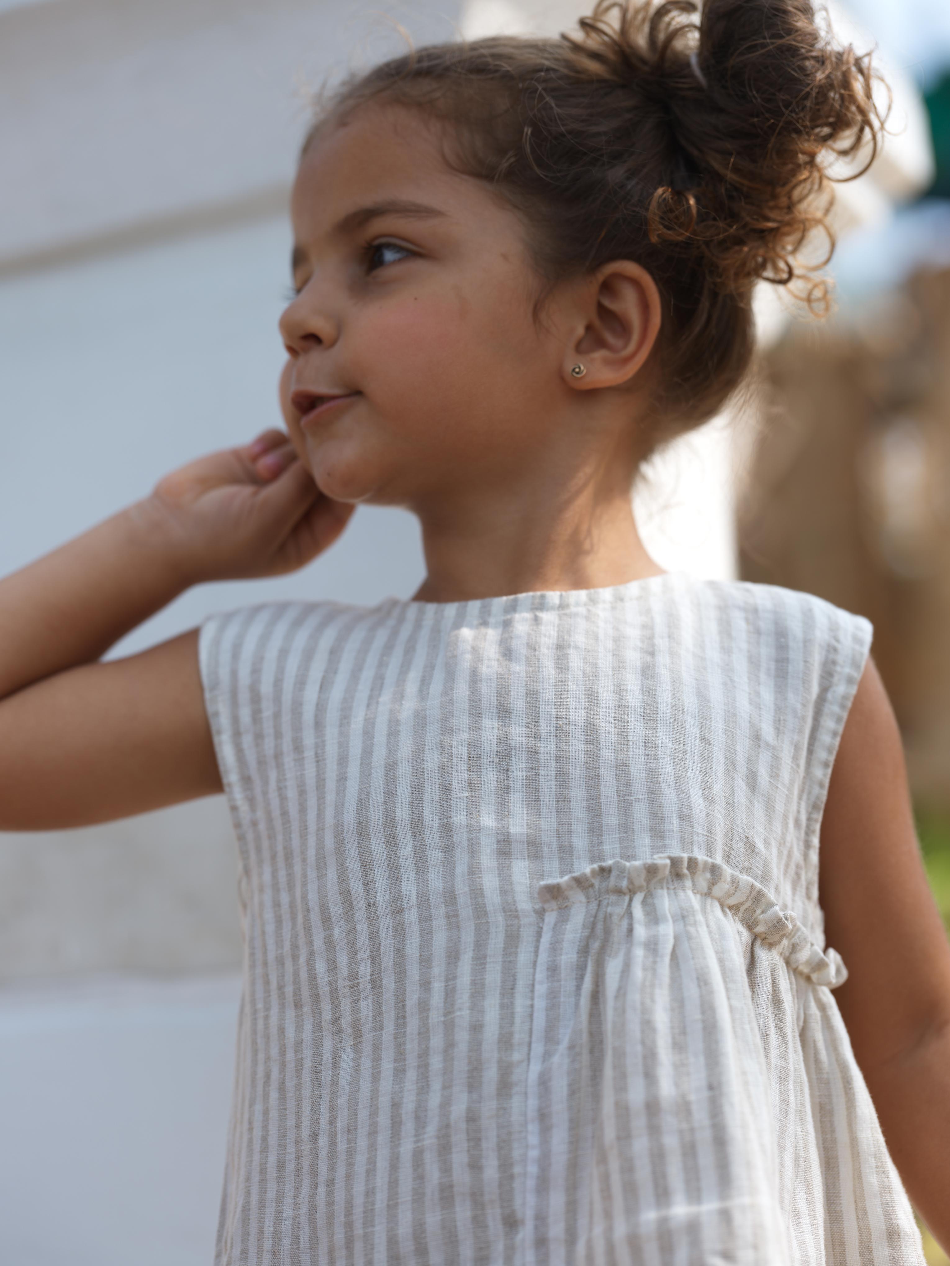 Girls Sleeveless Gathered Dress Beige Stripes / Fade Fine Stripe