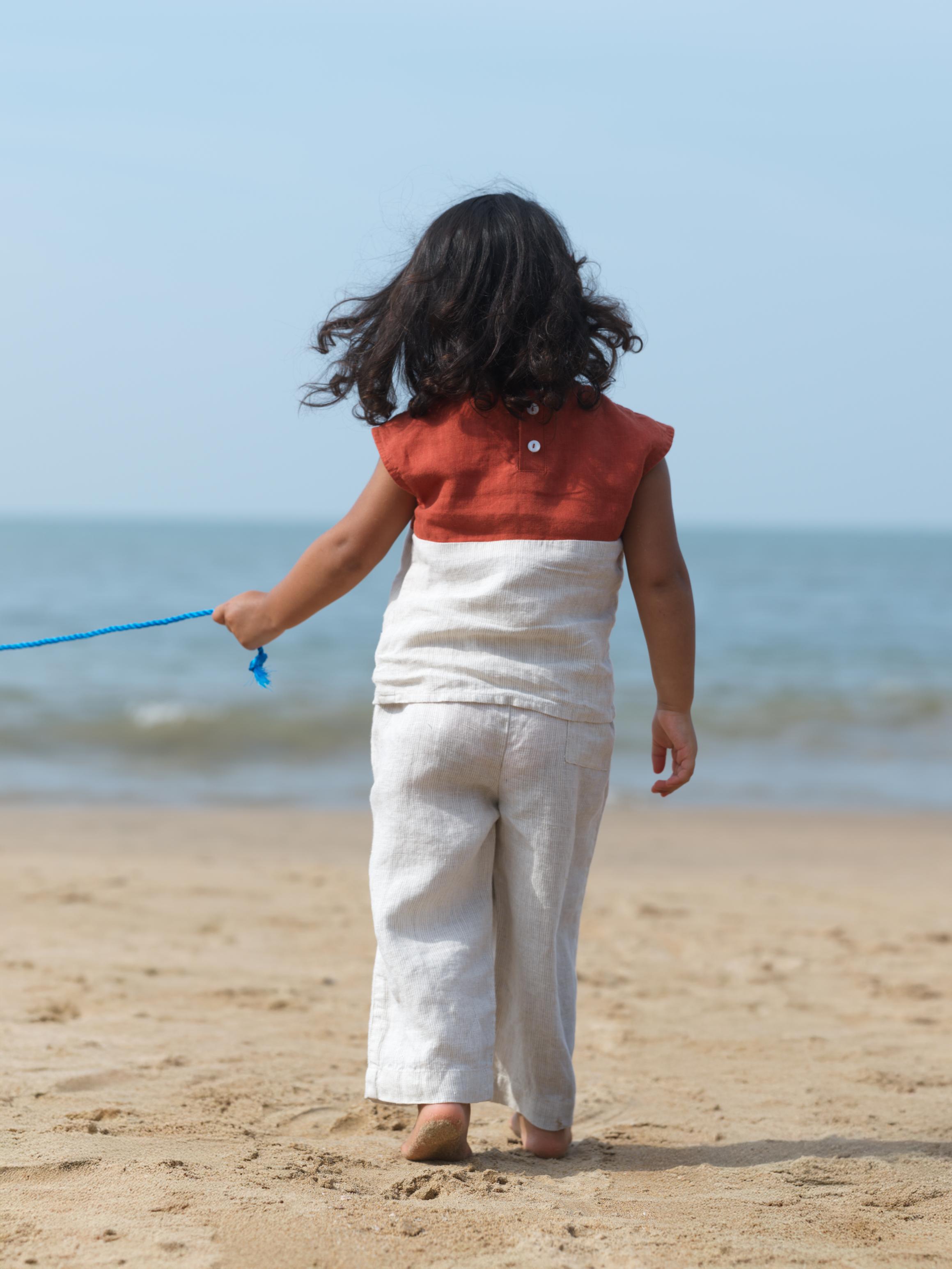 Girls Round Shoulder Co-Ord Set Chestnut / Fade Fine Stripe