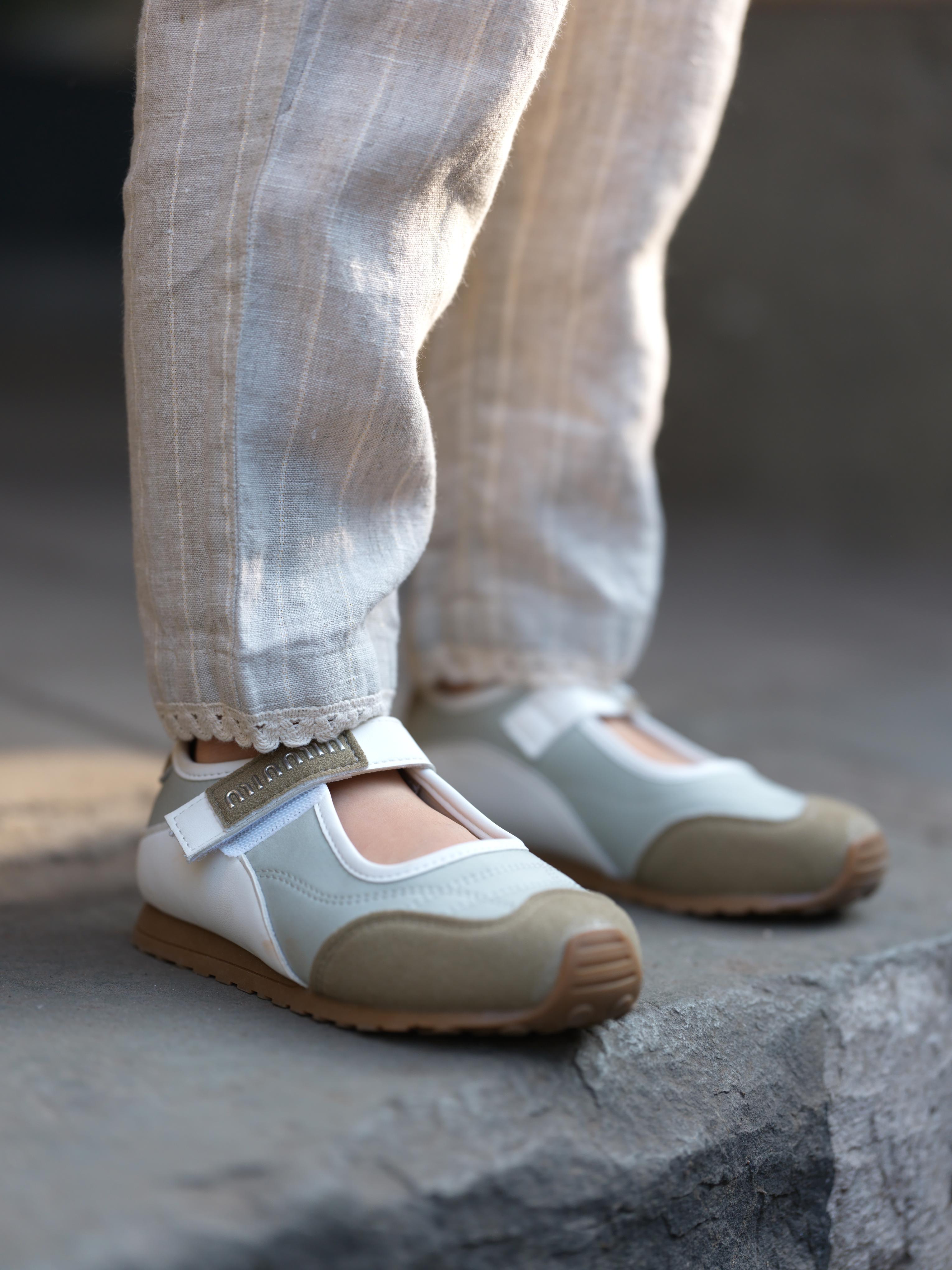 Girls Sleeveless Front Keyhole Top & Trousers Lurex Stripe / Walnut