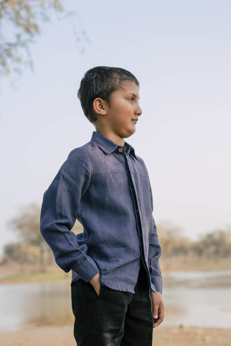 Horizontal Dart Shirt - Chi Linen