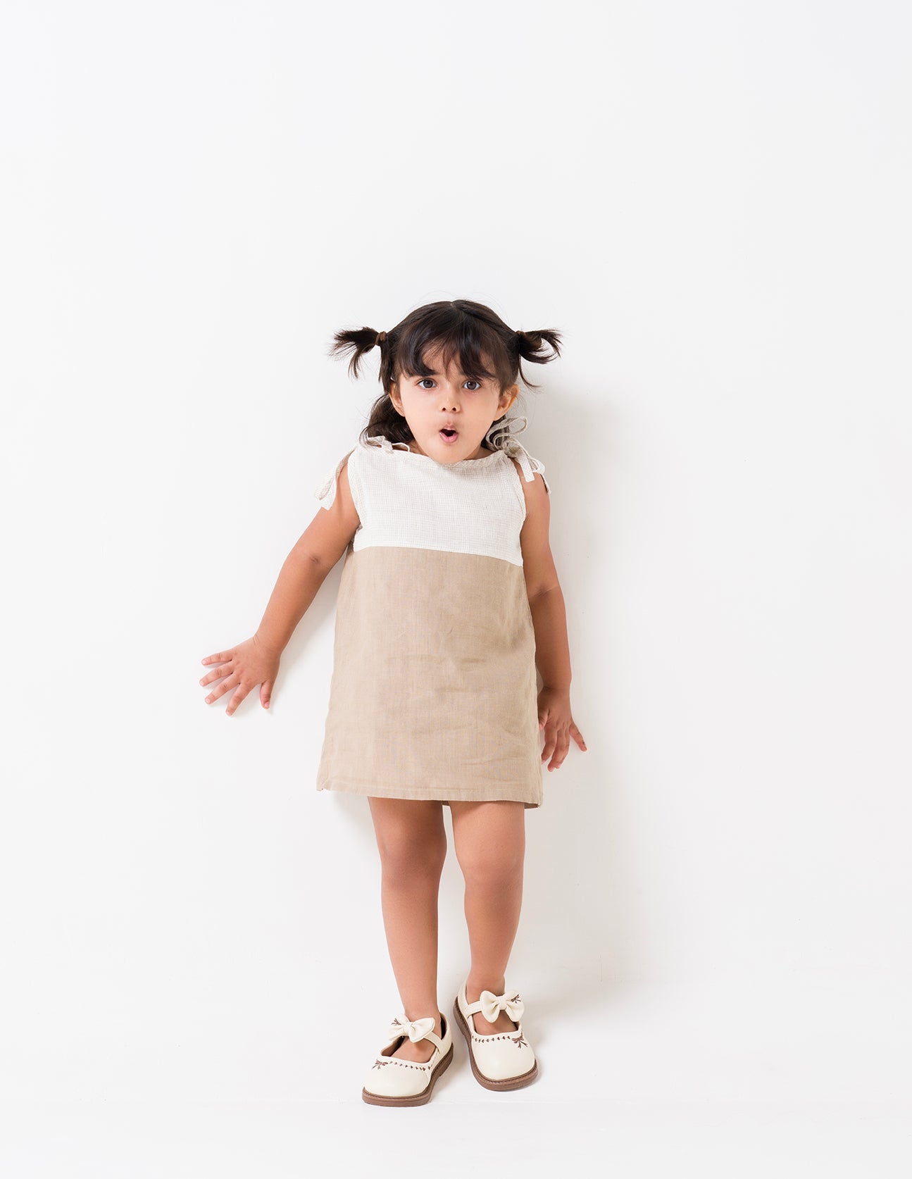 2 Colours Tie-up Yoke - Ivory Checks - Frock - Desert Sand