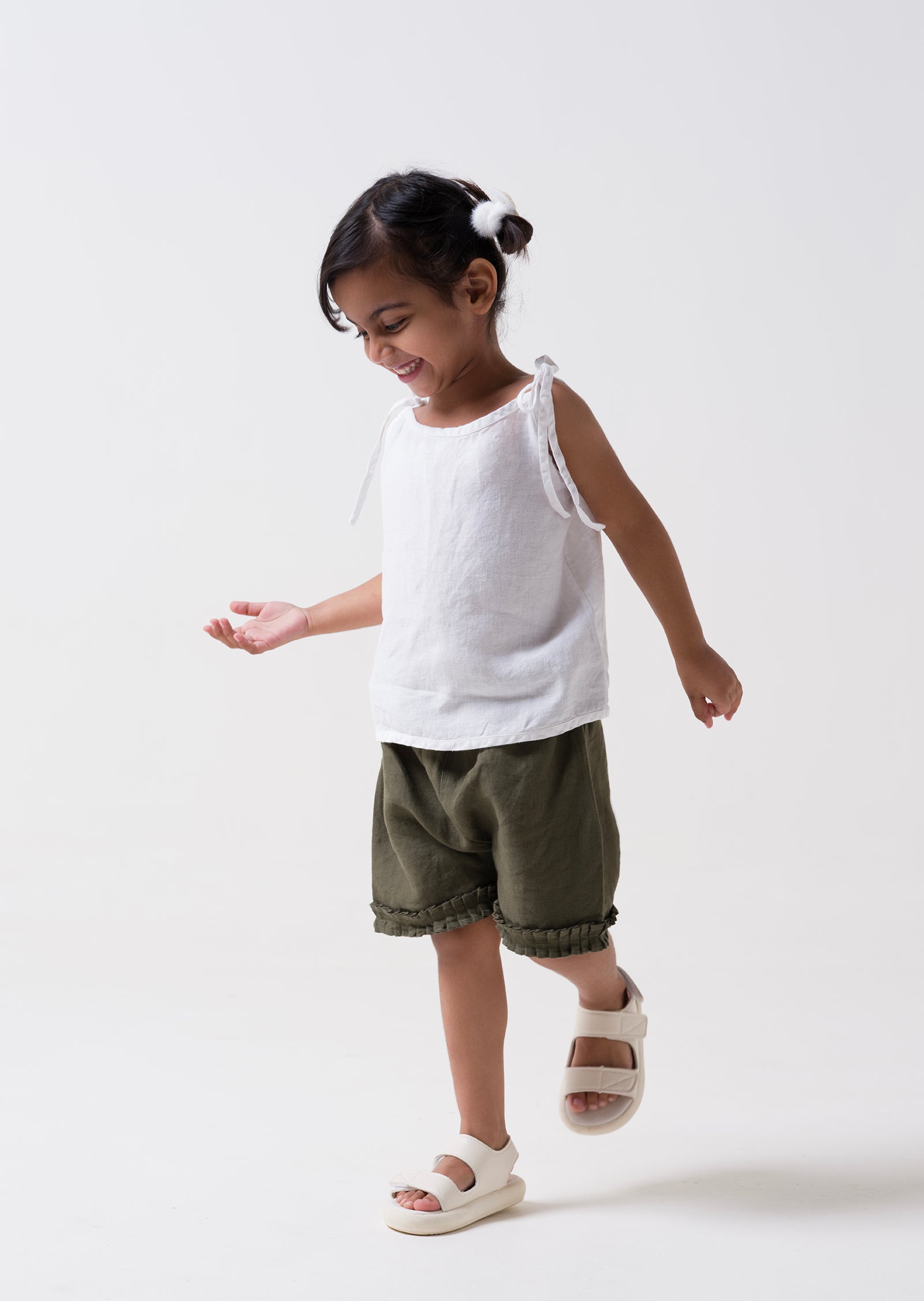 Jhabla's for girl T- White B- Crocodile Green