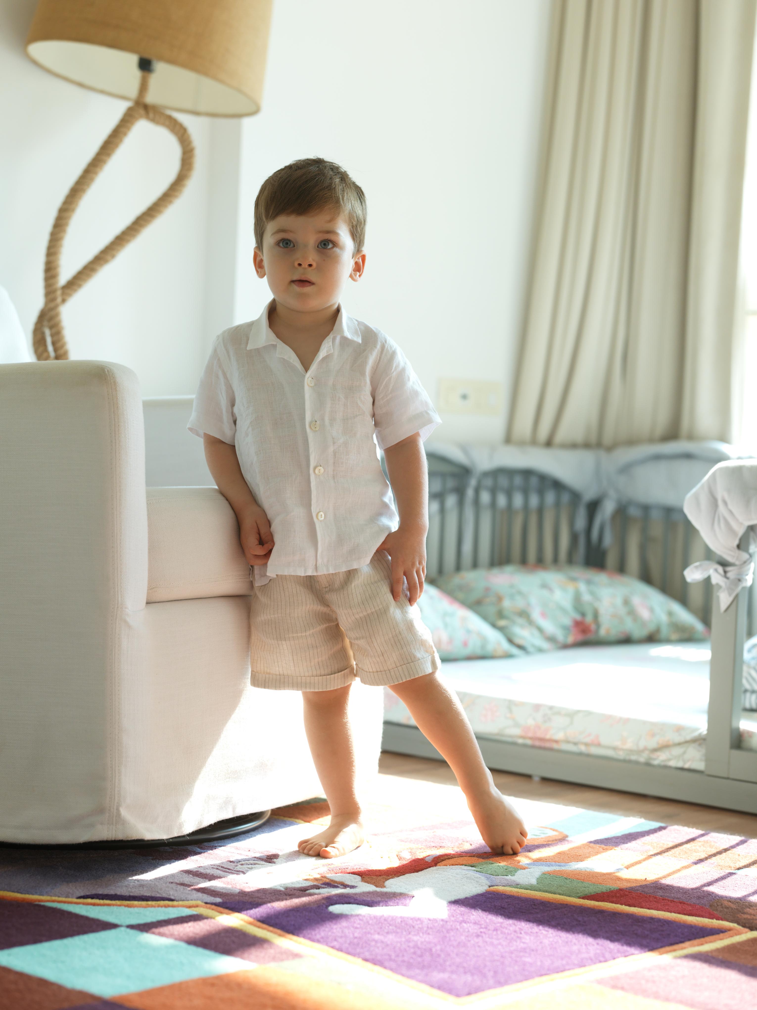 Boys Basic Shorts Beige Lines
