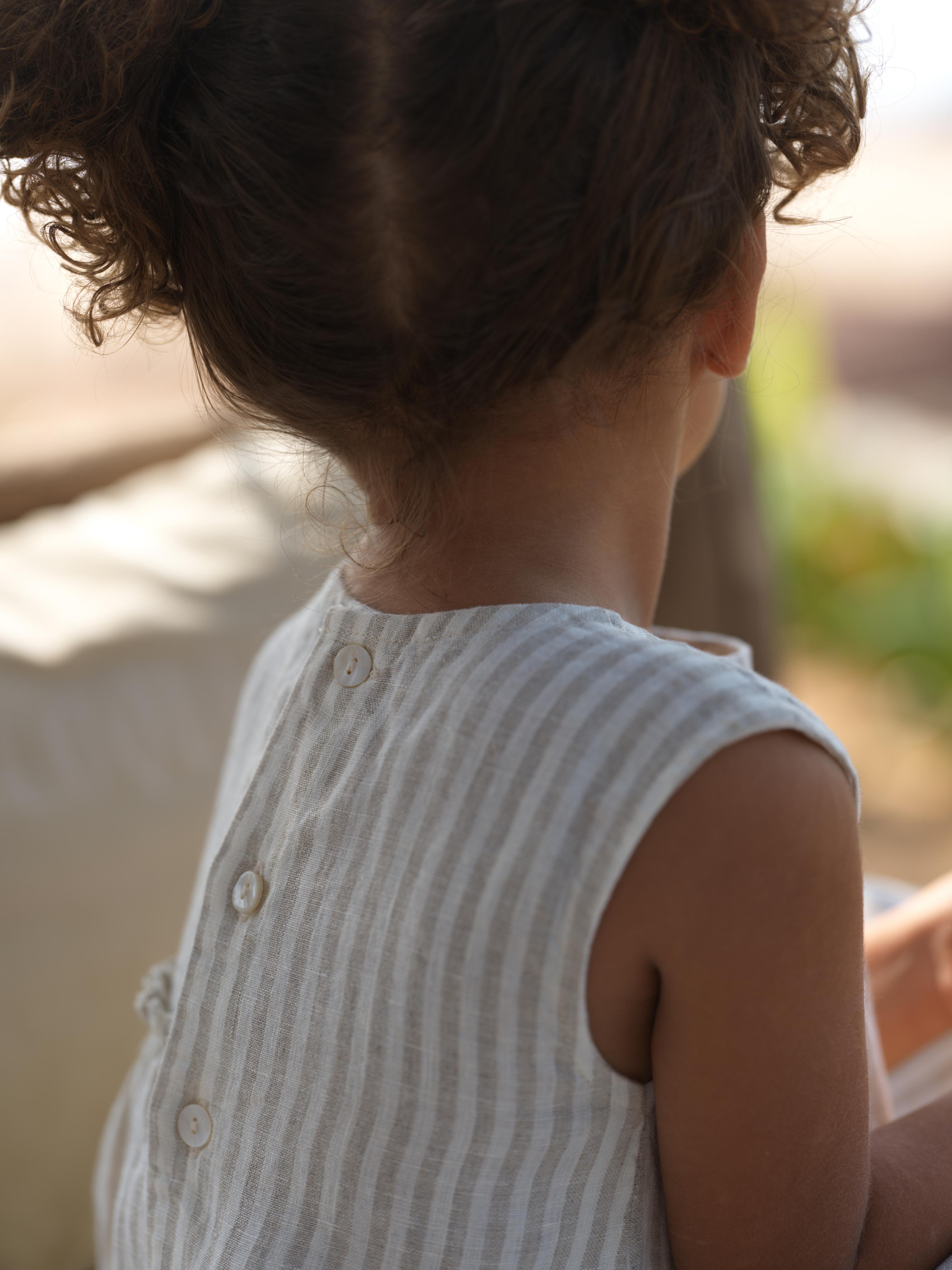 Girls Sleeveless Gathered Dress Beige Stripes / Fade Fine Stripe