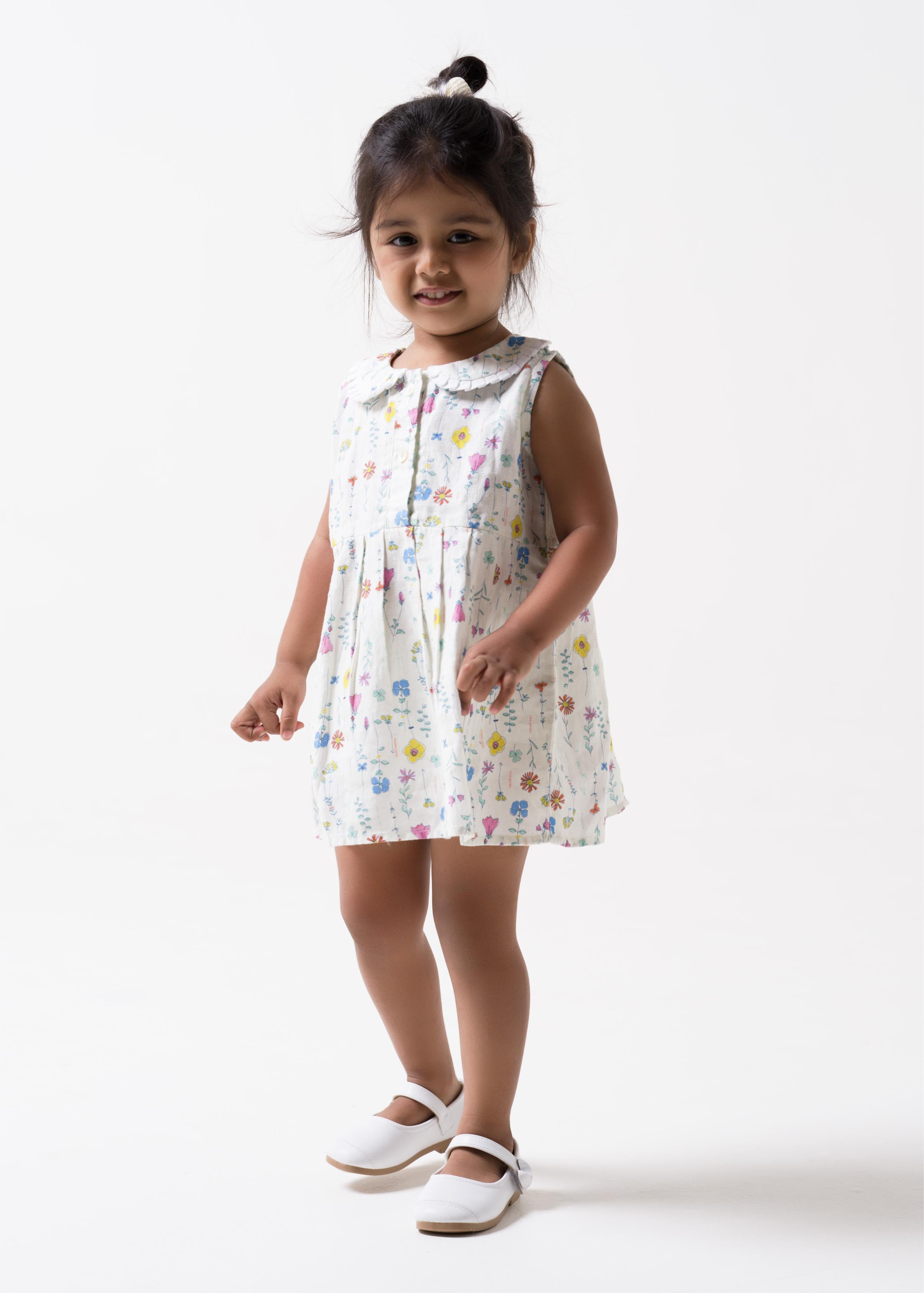 Printed Pleated Collar Dress