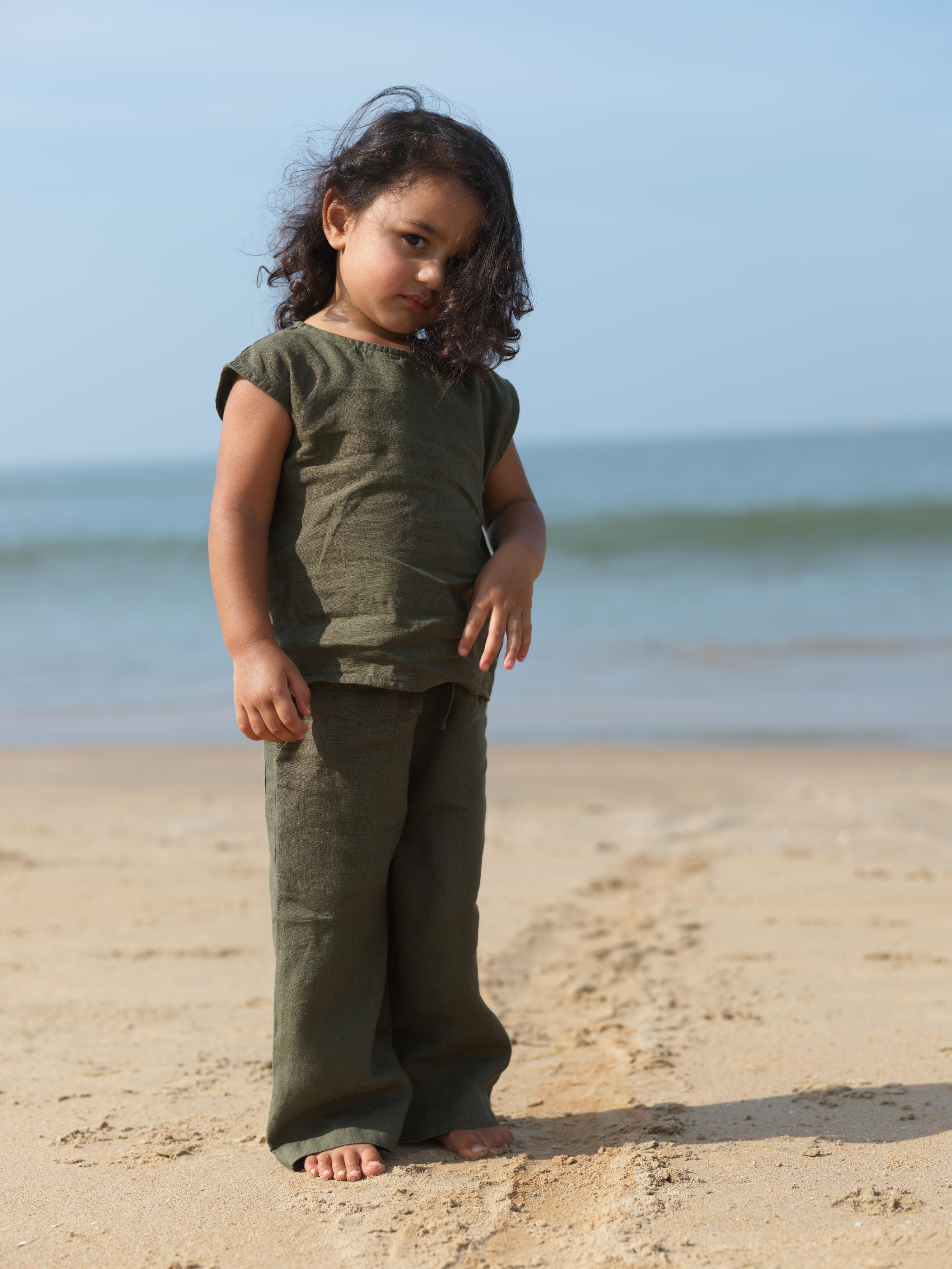 Girls Round Shoulder Co-Ord Set Crocodile Green