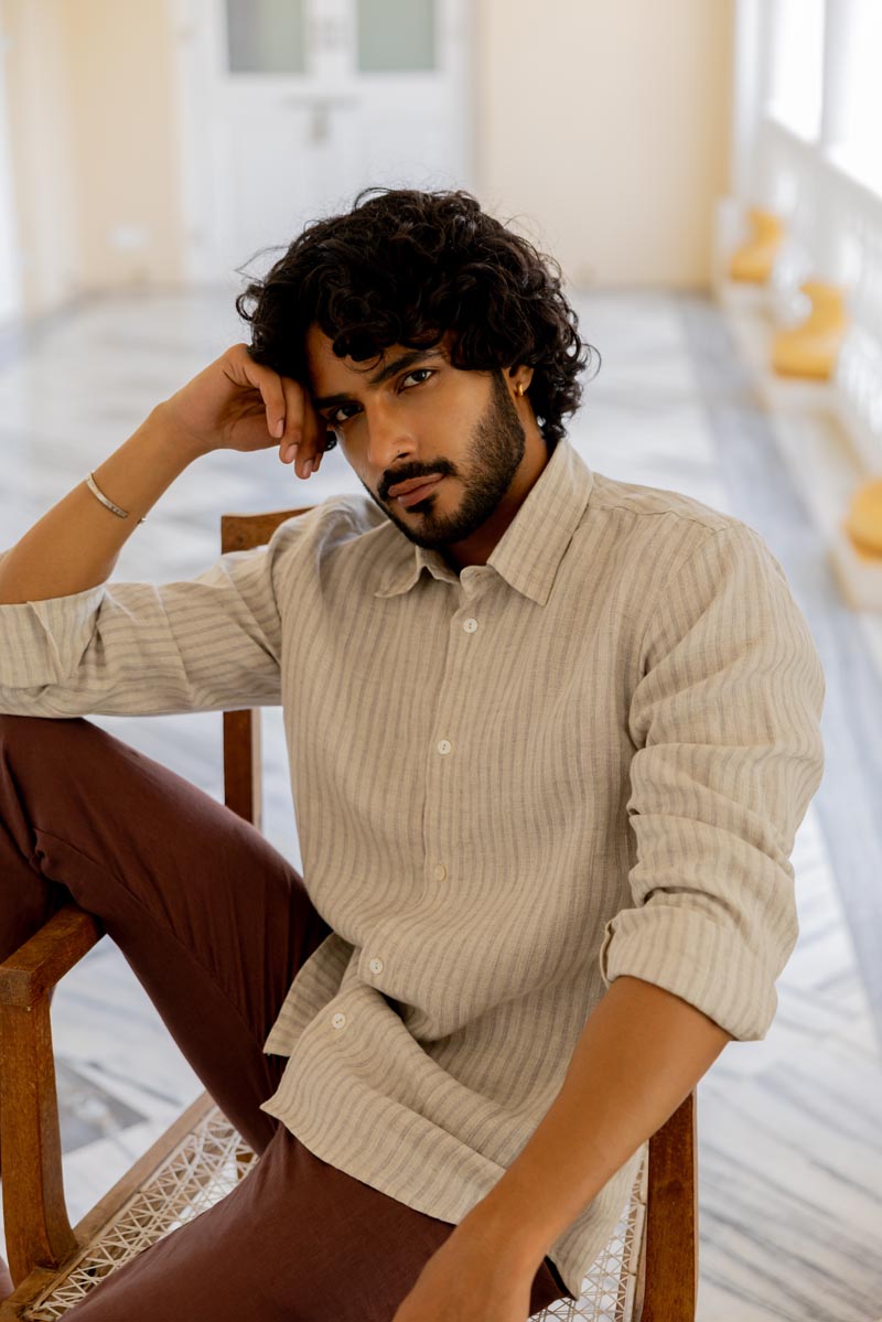 Classic Collar Cloud Grey Pencil Stripe Shirt