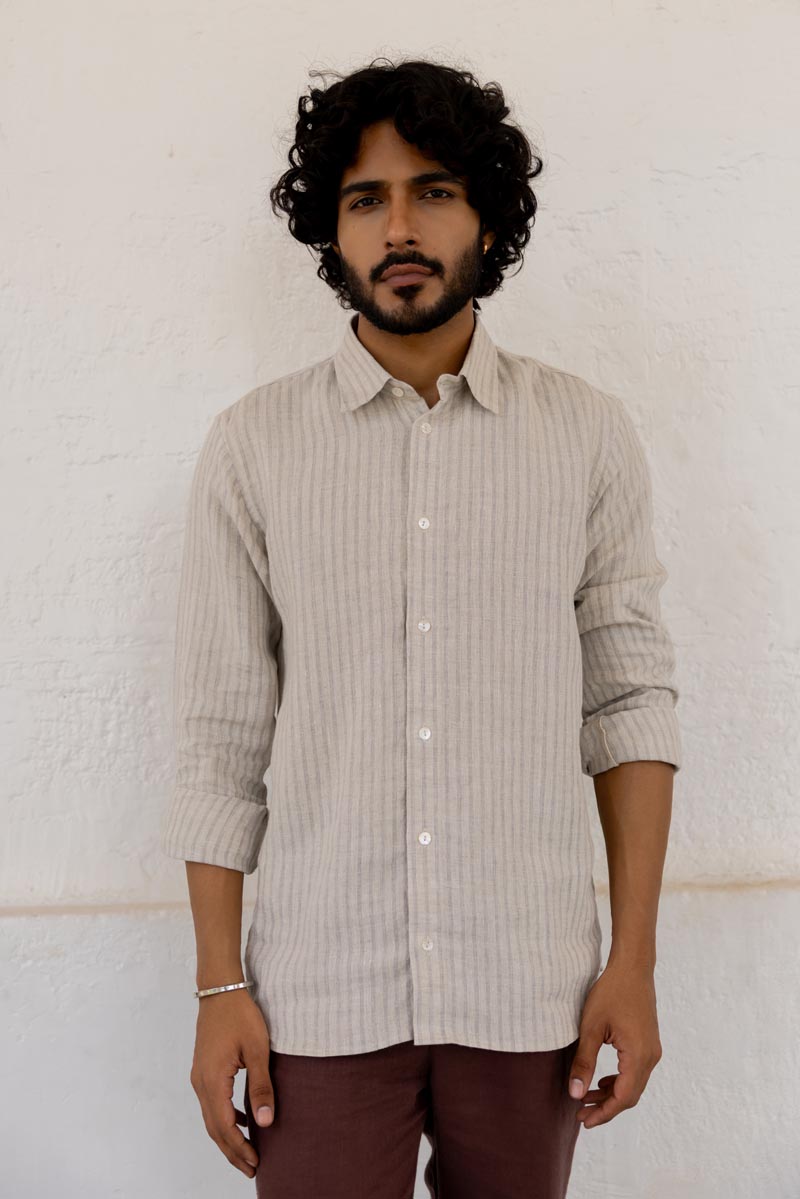 Classic Collar Cloud Grey Pencil Stripe Shirt