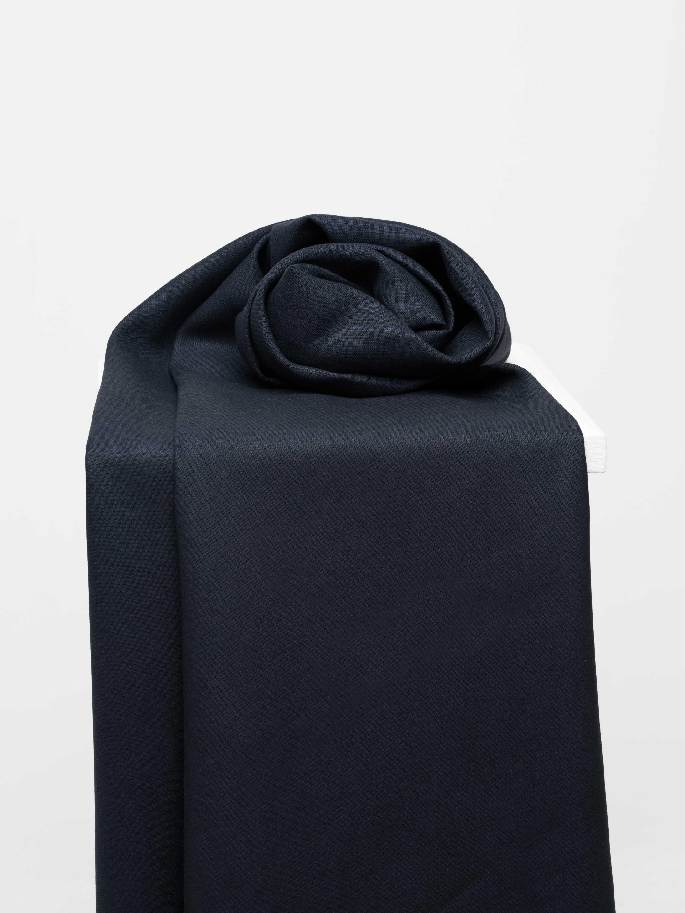 DARK SAPPHIRE 25 lea x 25 lea coun