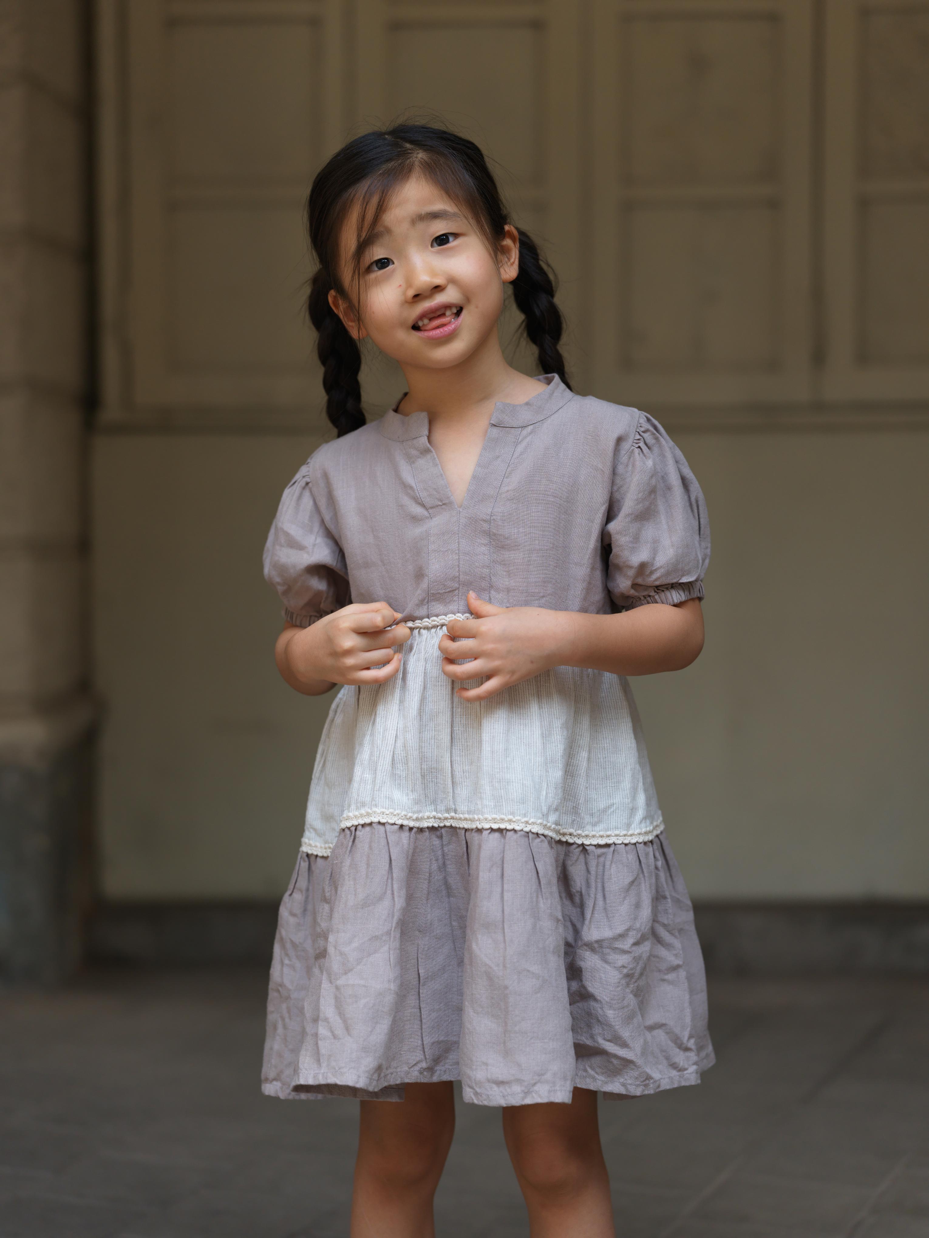 Girls 3 Tier V-Neck Dress Fade Fine Stripe / Almond Beige