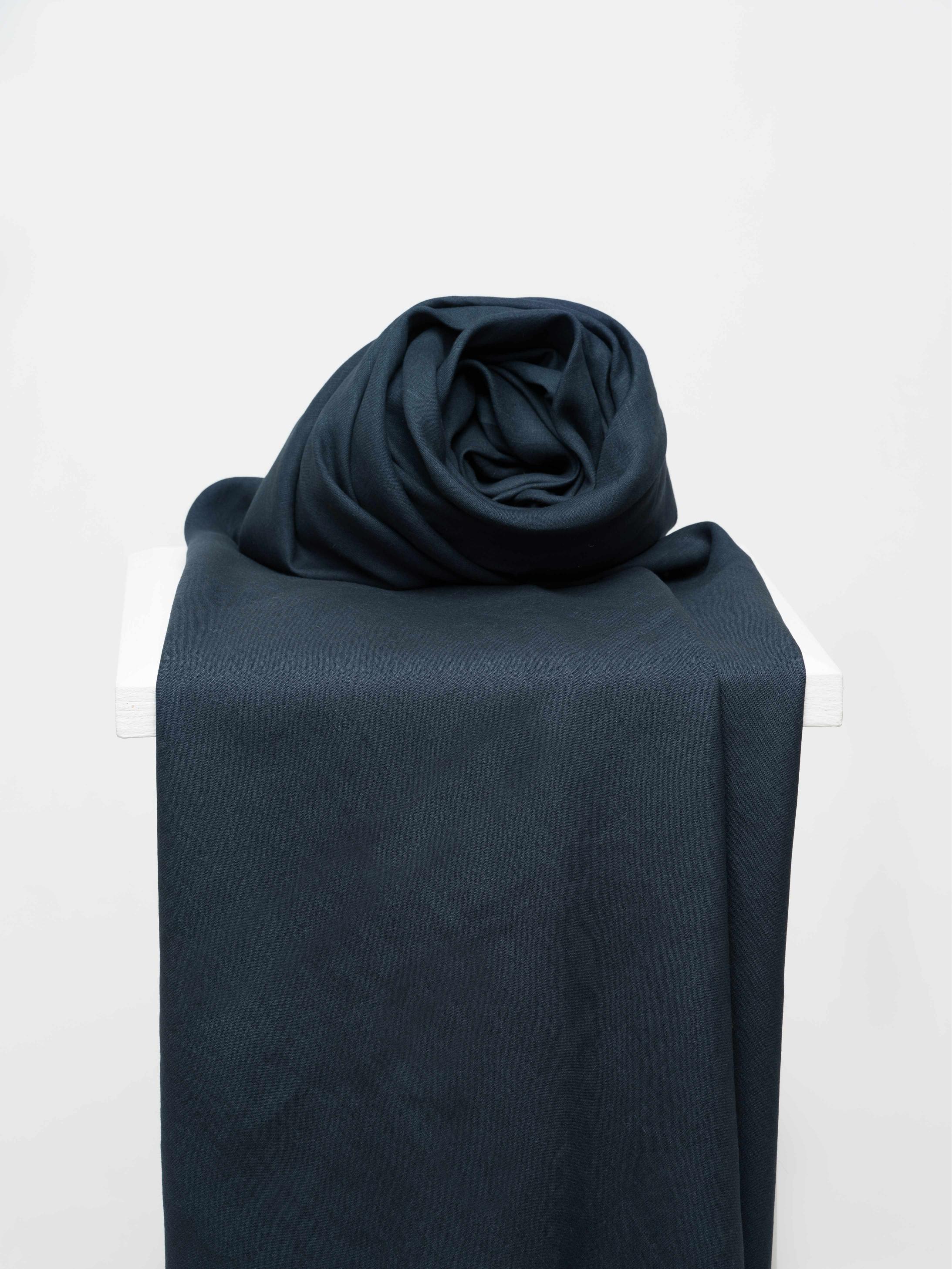 NAVY BLUE 44 lea x 44 lea count