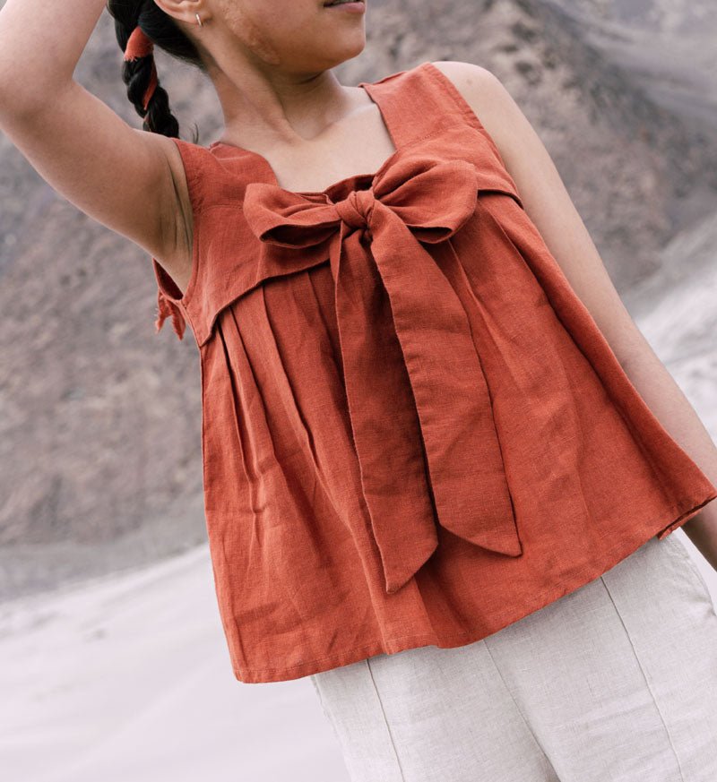 Front bow tie top - Chi Linen