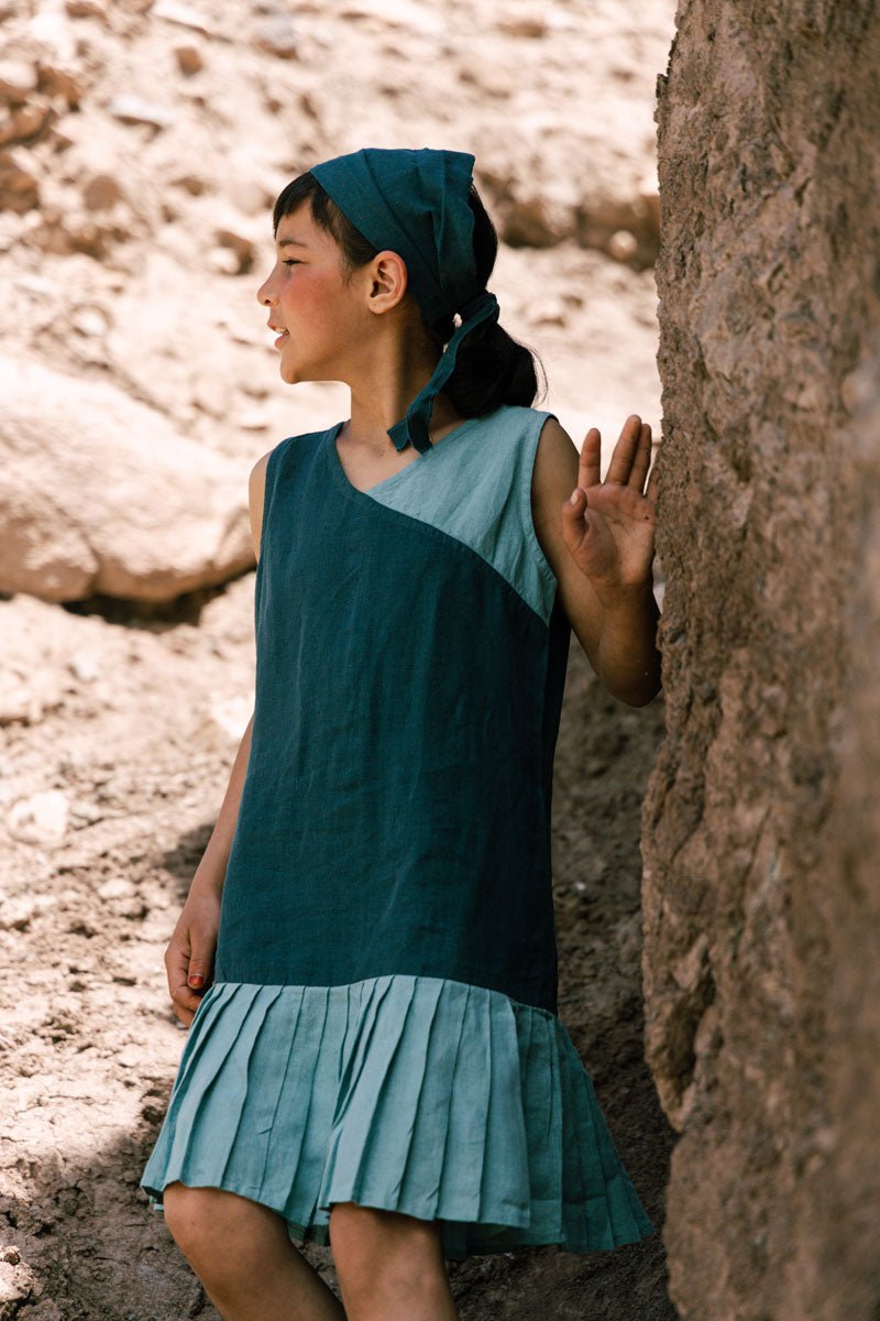 Fan pleated frock - Chi Linen