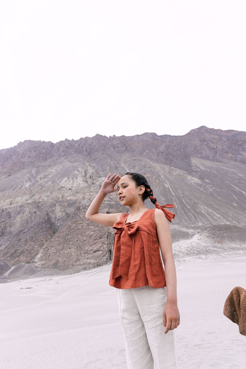 Front bow tie top - Chi Linen